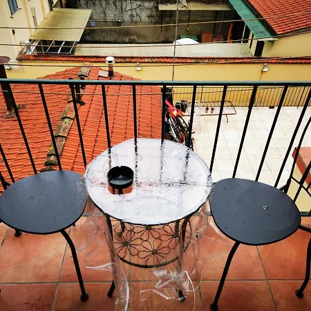 Apartment Eyes Florenz