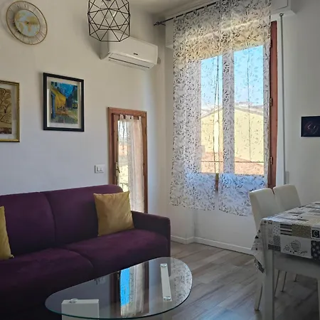 Apartment Eyes Florenz